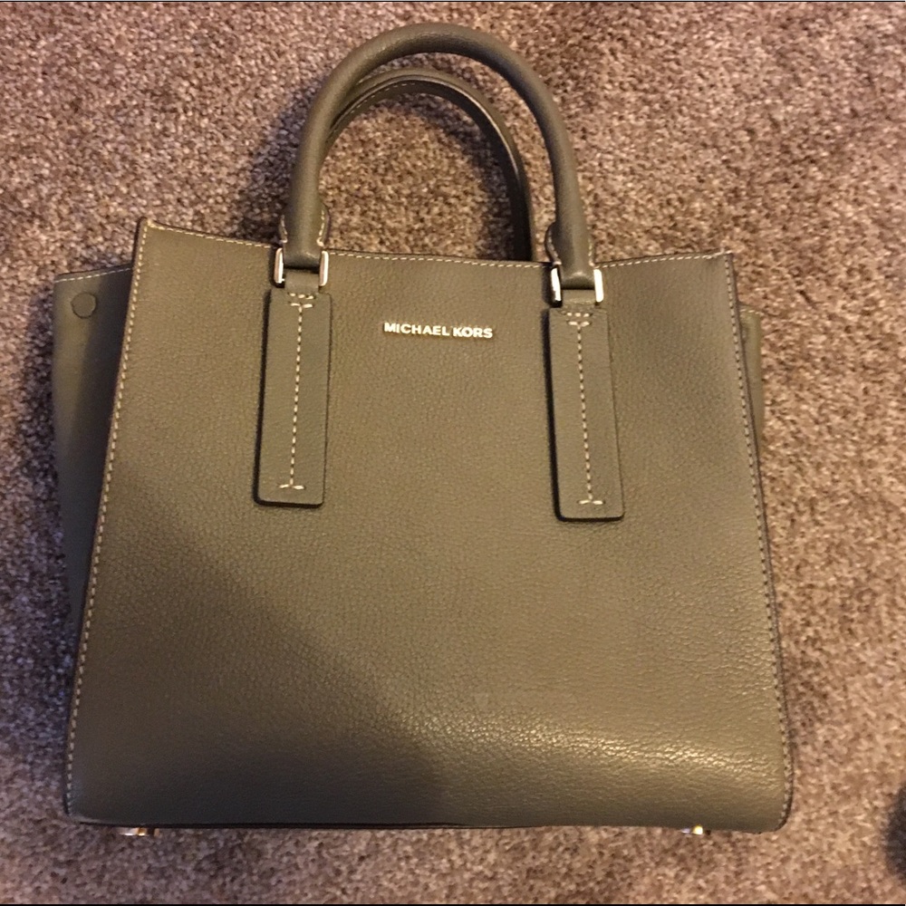 Michael Kors olive green bag